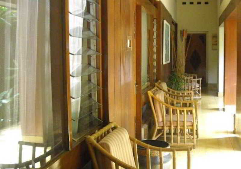 هتل Duta Guest House