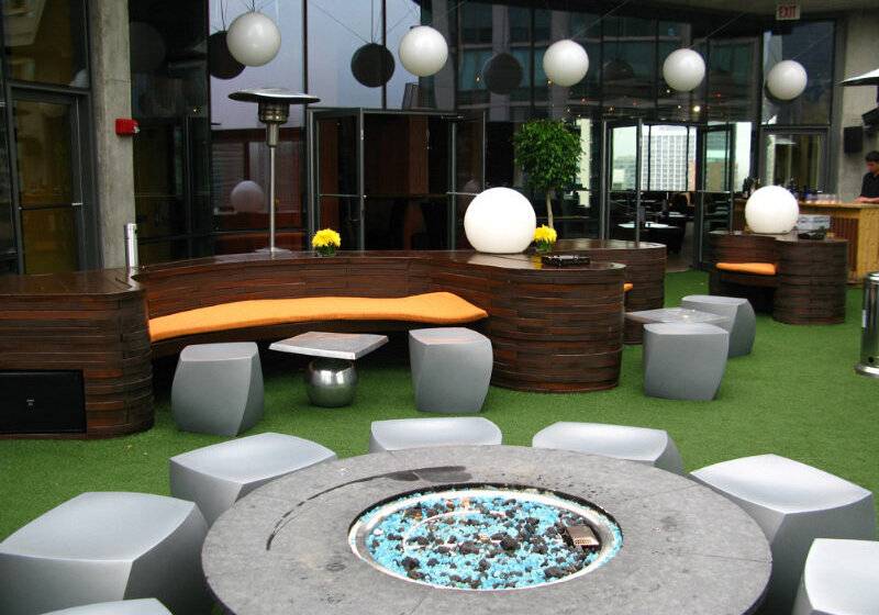 هتل Eurostars Magnificent Mile