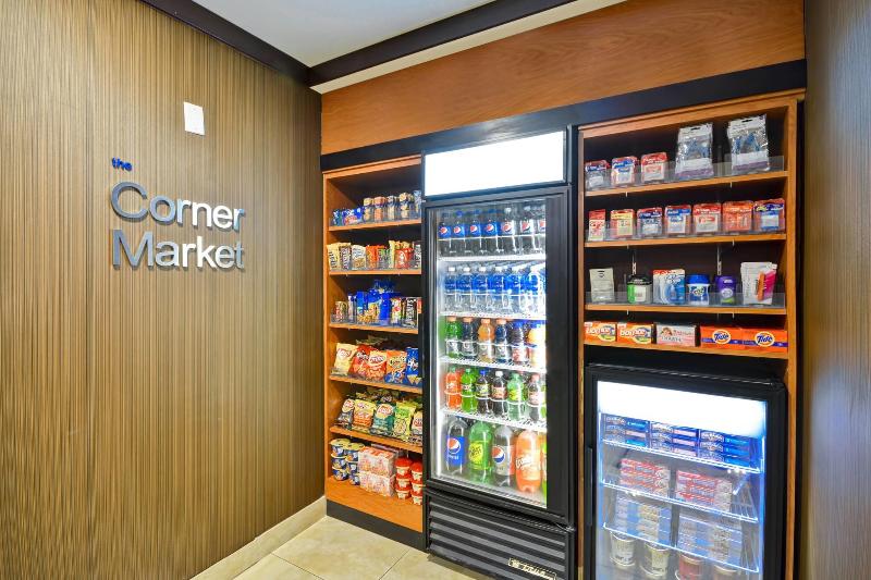 فندق Fairfield Inn & Suites Tampa Fairgrounds/casino