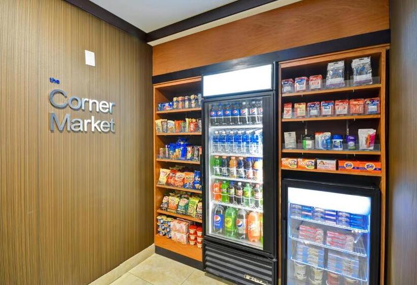 فندق Fairfield Inn & Suites Tampa Fairgrounds/casino