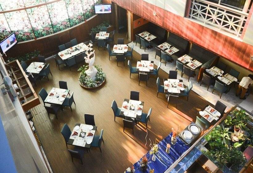 Отель Fortune Grand