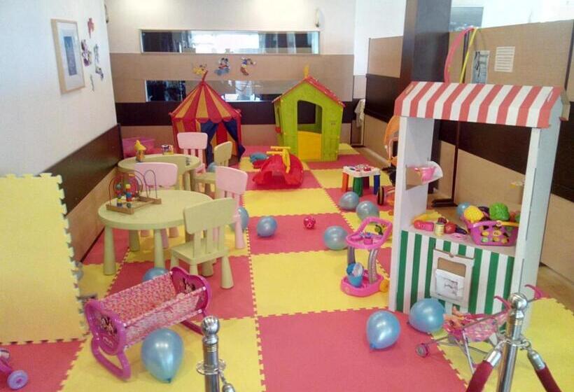 فندق Four Seasons