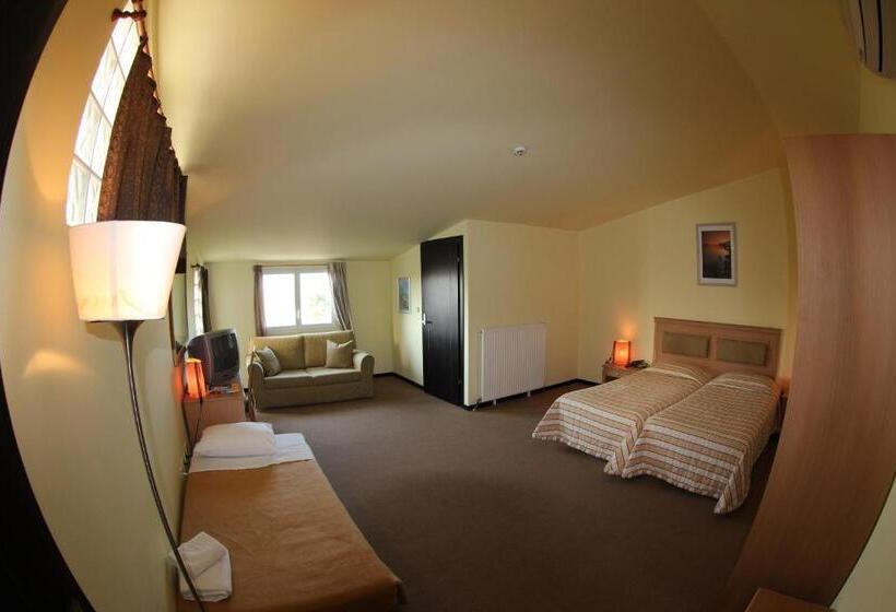 فندق Four Seasons