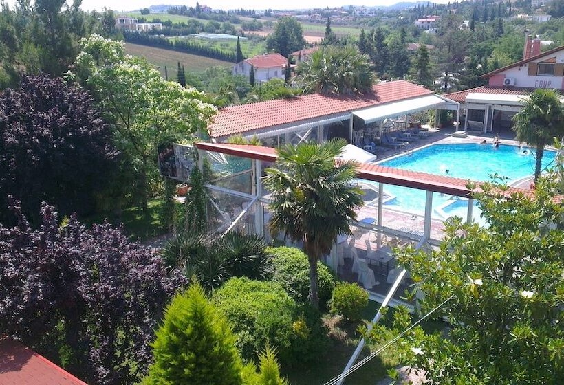 فندق Four Seasons