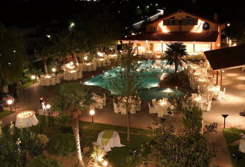 فندق Four Seasons