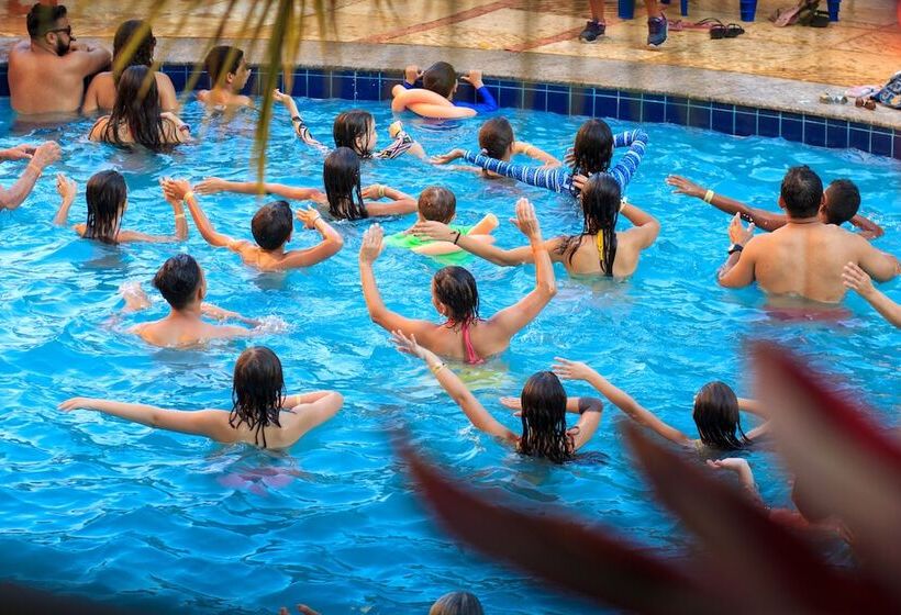 Hotel Golden Dolphin Flat Top Jc