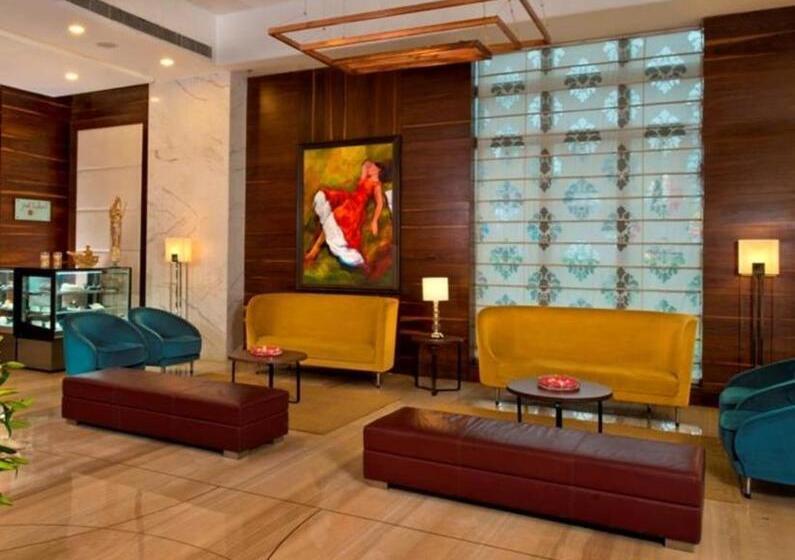 酒店 Golden Tulip Lucknow