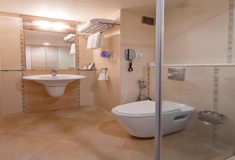 Grand Residency Hotel & Serviced Apartments