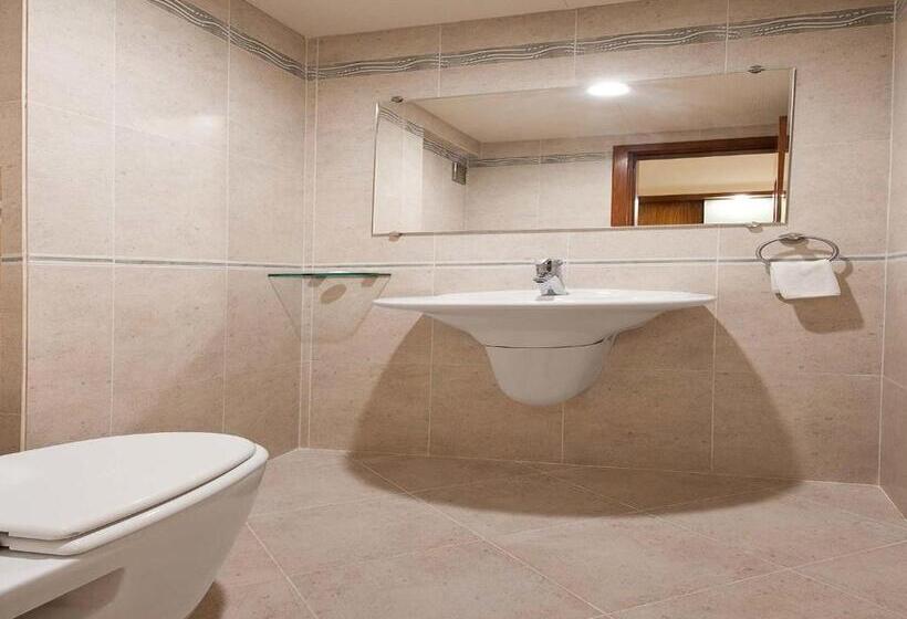 Grand Residency Hotel & Serviced Apartments