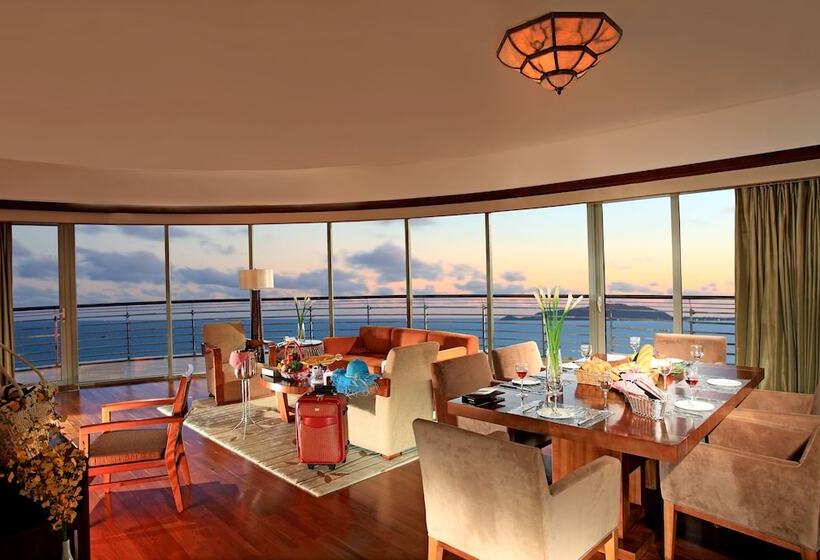 Grand Soluxe Hotel And Resort Sanya