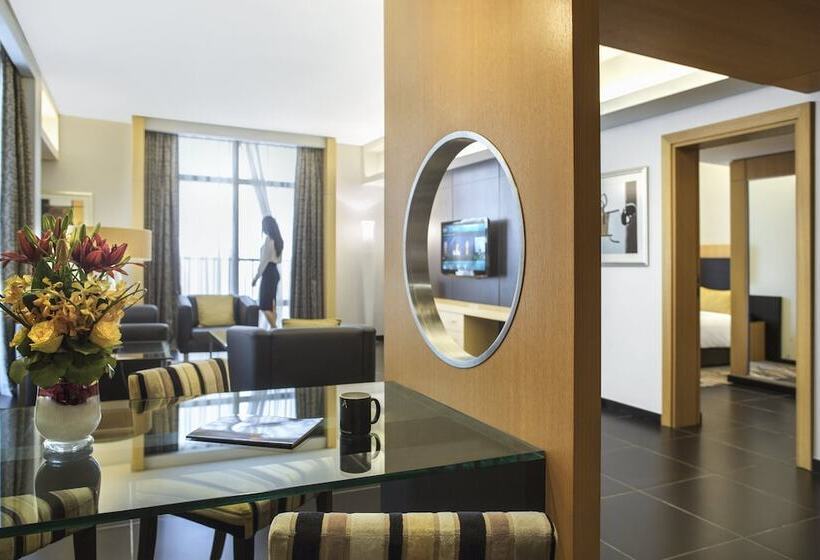 Hala Arjaan By Rotana, Deluxe Hotel Apartments