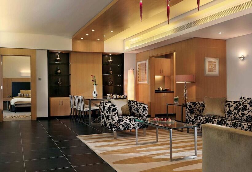 Hala Arjaan By Rotana, Deluxe Hotel Apartments