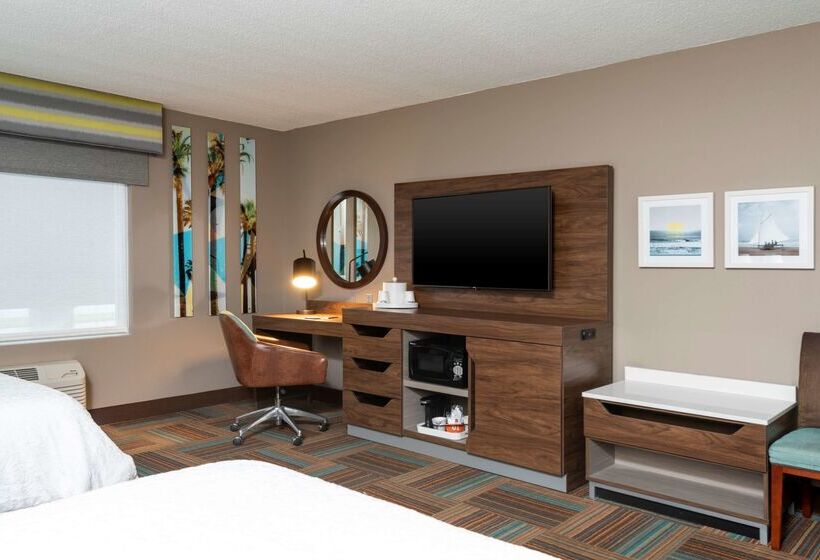 فندق Hampton Inn & Suites Fort Myers   Colonial Blvd