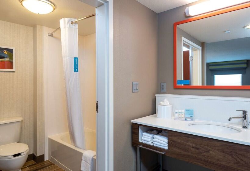 فندق Hampton Inn & Suites Fort Myers   Colonial Blvd