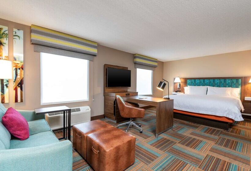 فندق Hampton Inn & Suites Fort Myers   Colonial Blvd