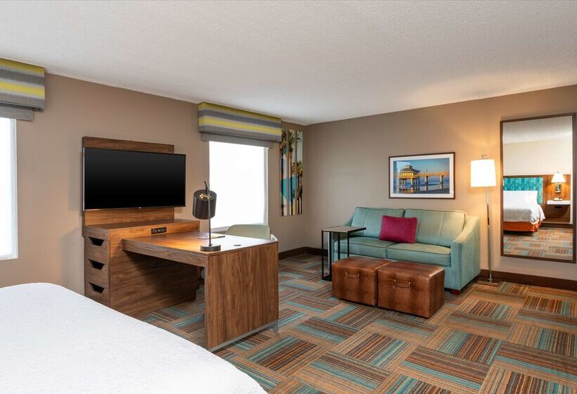 فندق Hampton Inn & Suites Fort Myers   Colonial Blvd