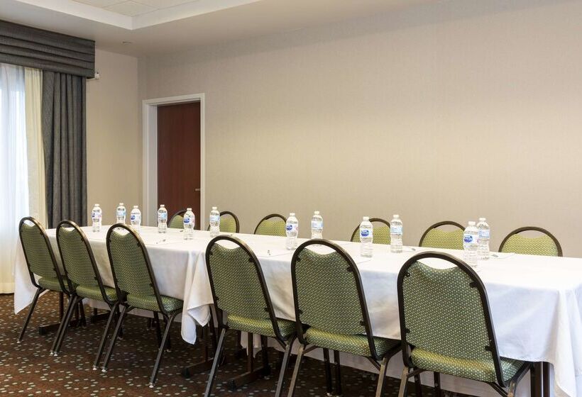 فندق Hampton Inn & Suites Fort Myers   Colonial Blvd