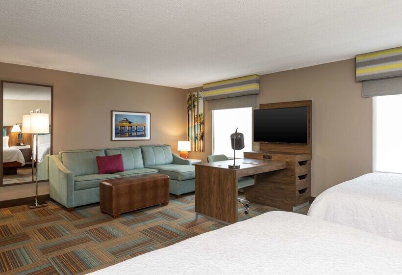 فندق Hampton Inn & Suites Fort Myers   Colonial Blvd