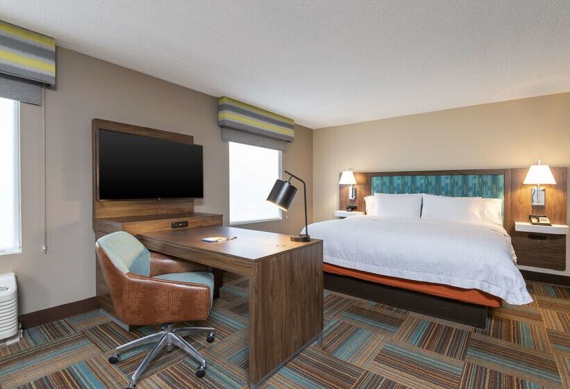 فندق Hampton Inn & Suites Fort Myers   Colonial Blvd