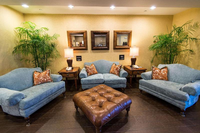 فندق Hampton Inn & Suites Fort Myers   Colonial Blvd