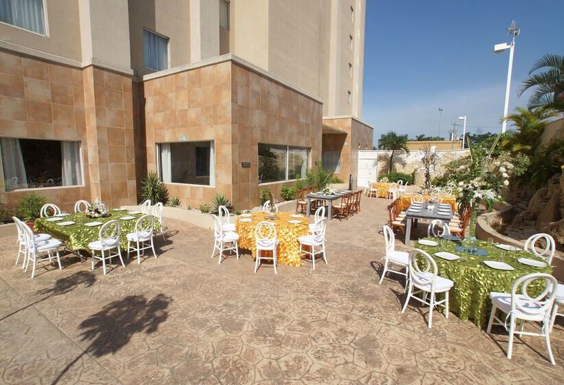 فندق Hampton Inn By Hilton Tampico Aeropuerto