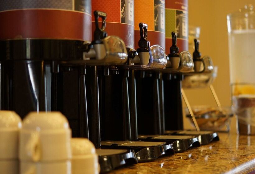 فندق Hampton Inn By Hilton Tampico Aeropuerto