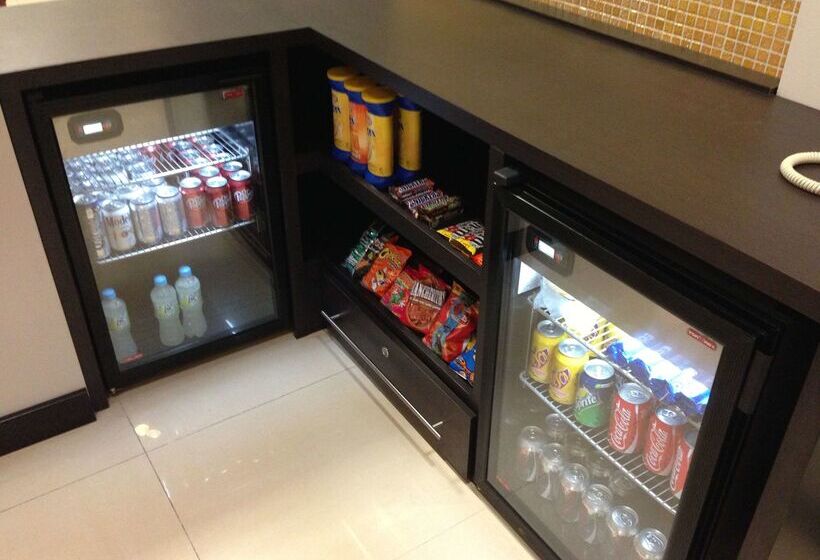 فندق Hampton Inn By Hilton Tampico Aeropuerto