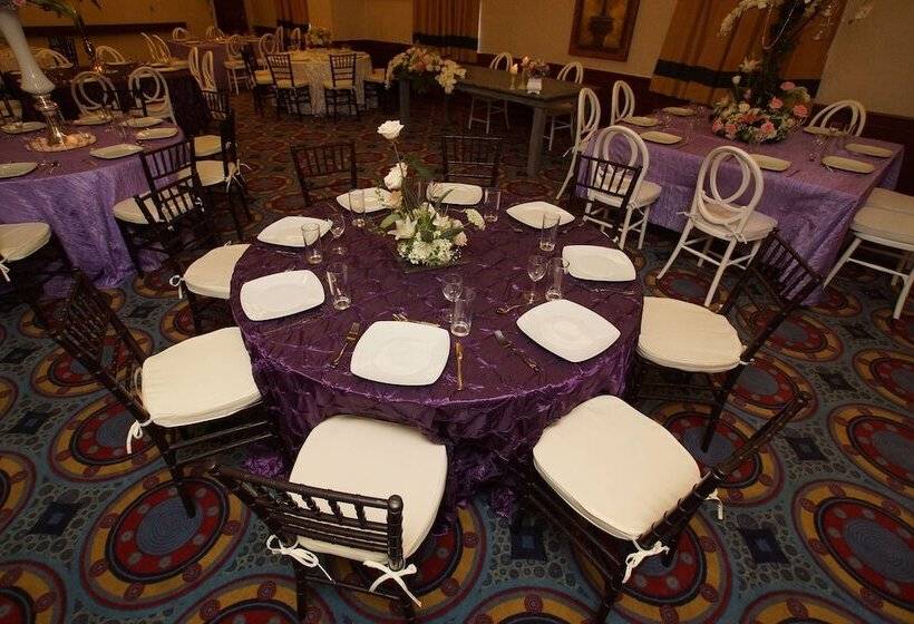 فندق Hampton Inn By Hilton Tampico Aeropuerto