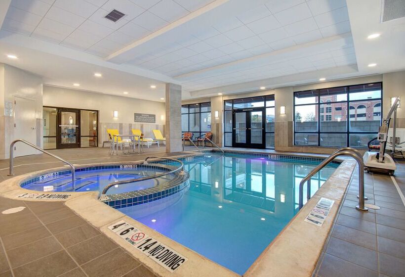 호텔 Hilton Garden Inn Terre Haute