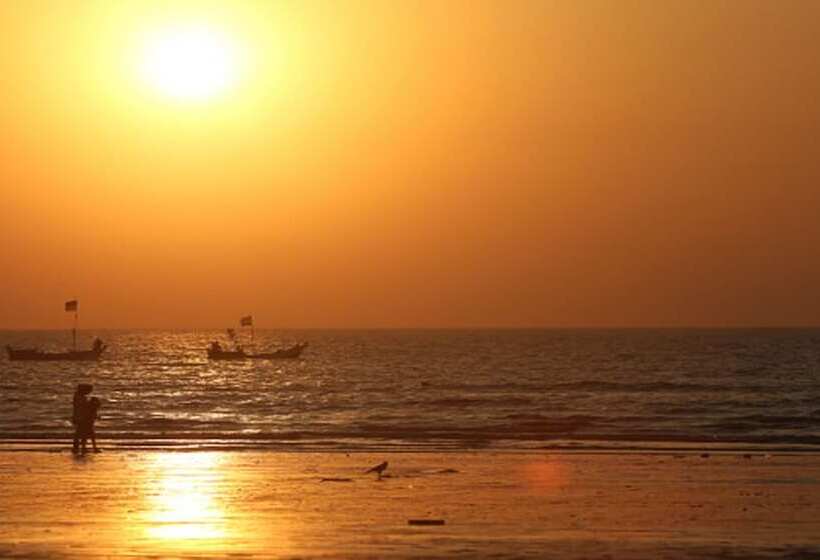 هتل Holiday Inn Mumbai International Airport, An Ihg