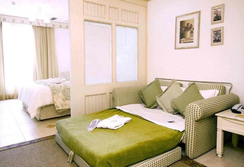 בית מלון כפרי Il Campanario Villaggio Resort