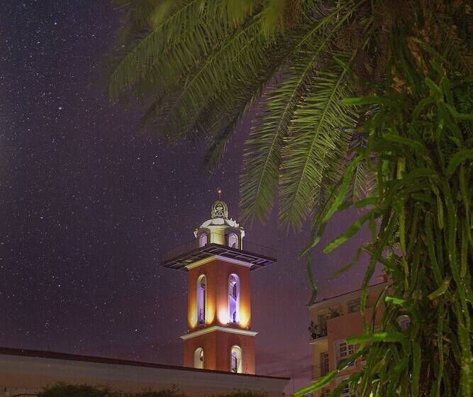 בית מלון כפרי Il Campanario Villaggio Resort