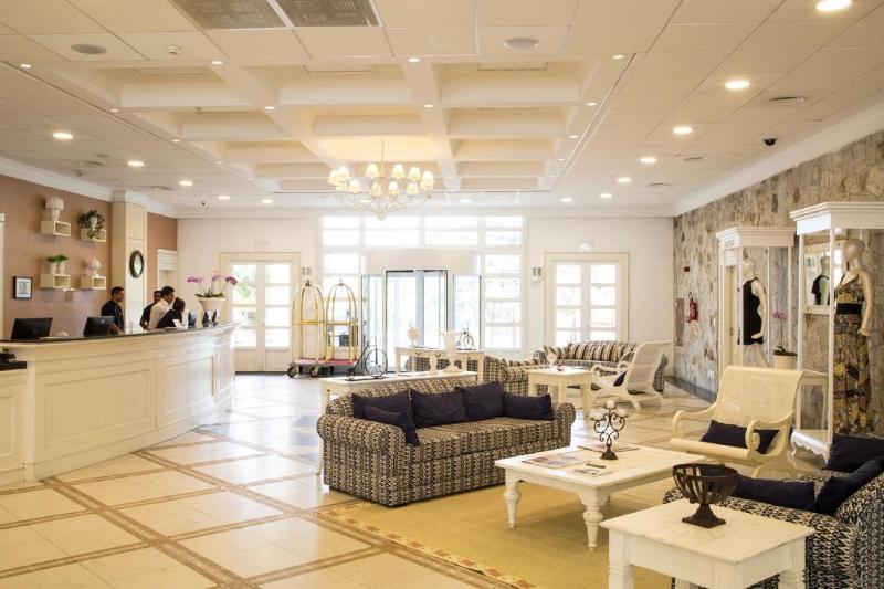 בית מלון כפרי Il Campanario Villaggio Resort