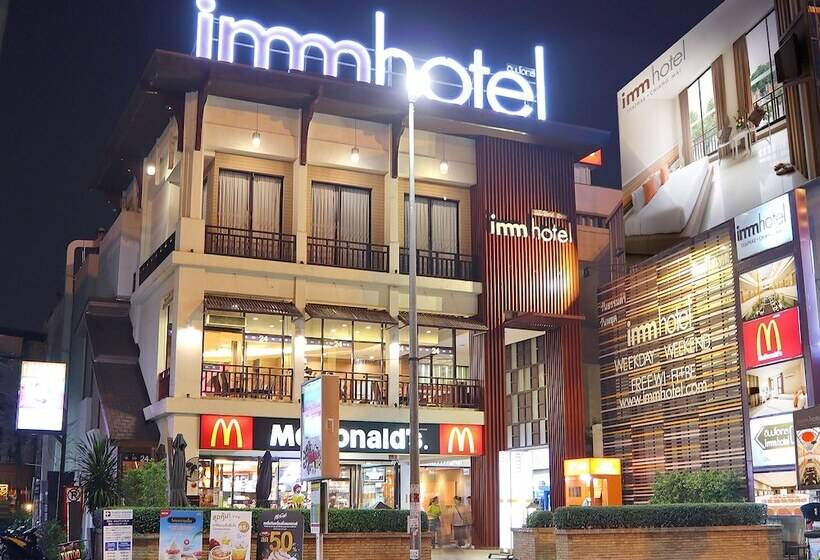 Imm Hotel Thaphae Chiang Mai