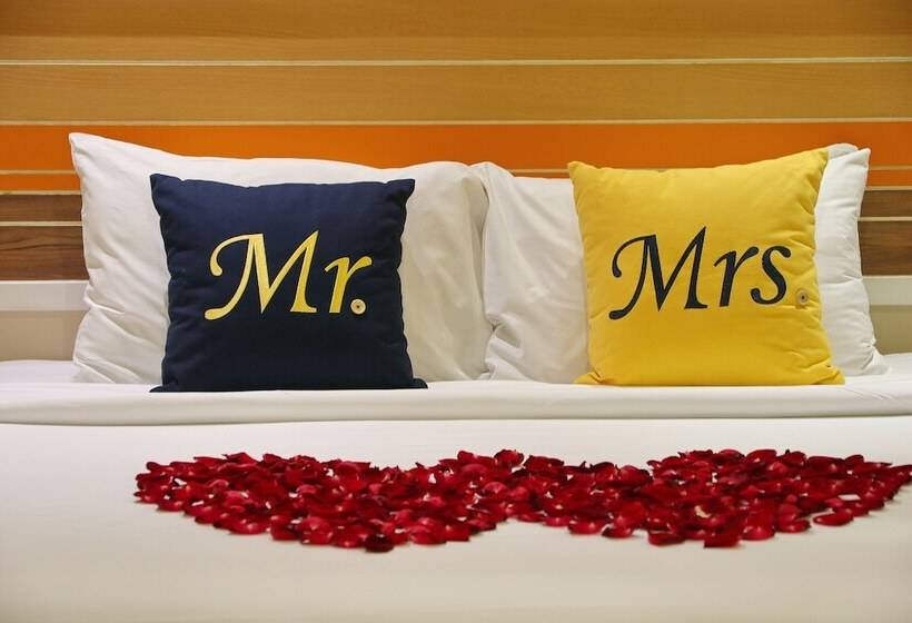 Imm Hotel Thaphae Chiang Mai