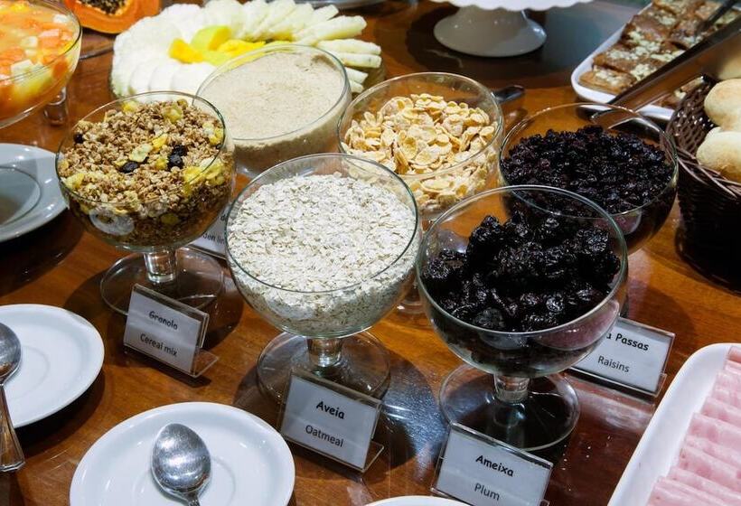 בית מלון כפרי Jva Fenix