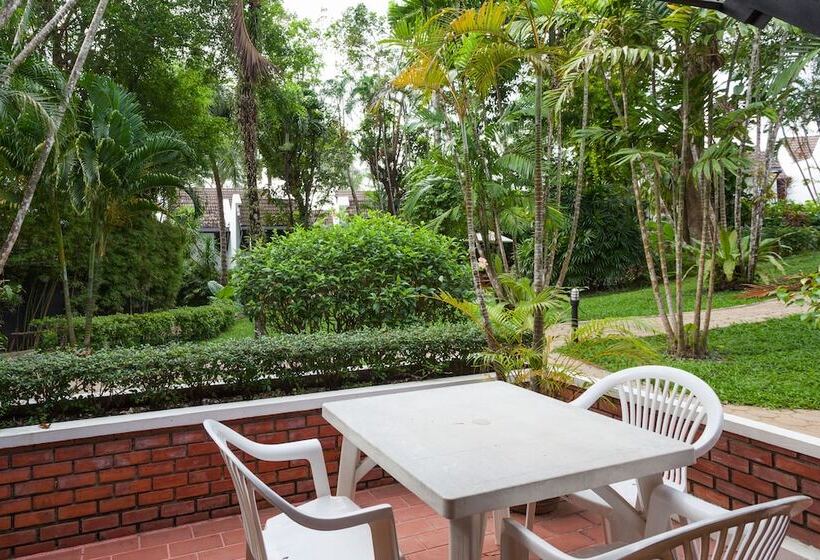 فندق Kamala Beach Estate Resort   Sha Extra Plus