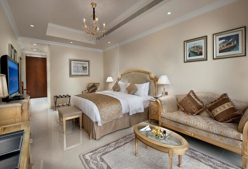 Kempinski Hotel & Residences Palm Jumeirah