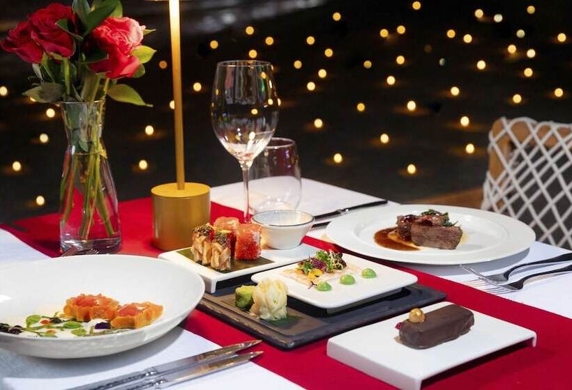 Kempinski Hotel & Residences Palm Jumeirah