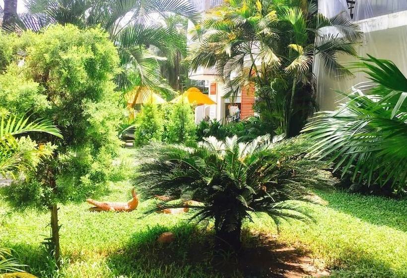 בית מלון כפרי Kyriad Prestige Calangute Goa By Othpl