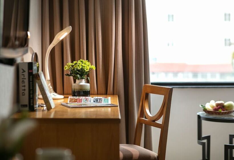 هتل La Casa Hanoi