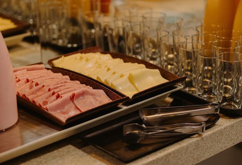 Отель Lago Da Palma