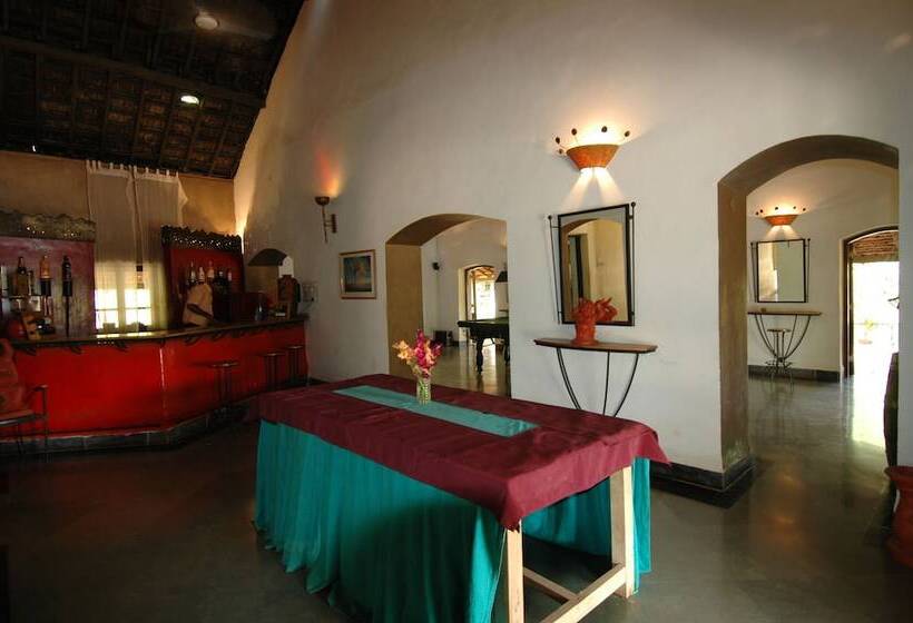 هتل Laguna Anjuna