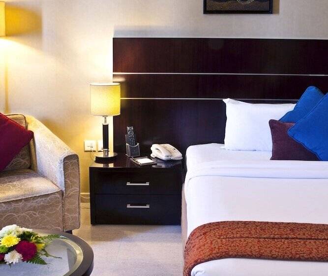 هتل Landmark Riqqa