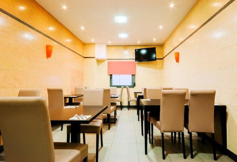 هتل Lb Villa De Cuenca