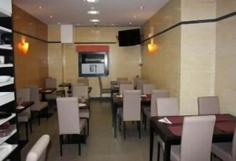 هتل Lb Villa De Cuenca