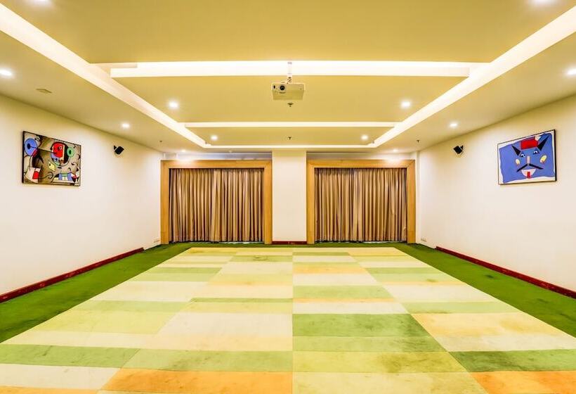 Lemon Tree Hotel Electronics City