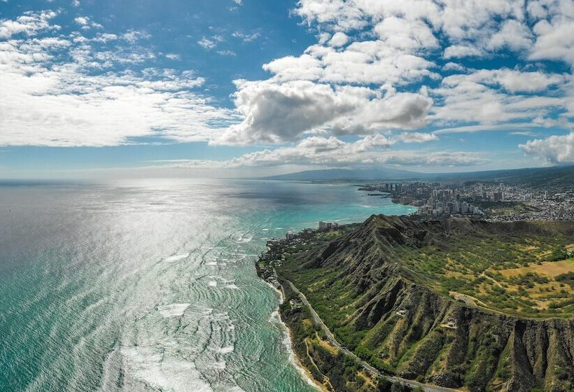 Отель Lotus Honolulu At Diamond Head