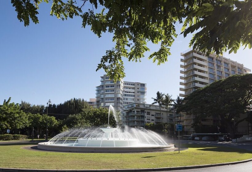 Отель Lotus Honolulu At Diamond Head