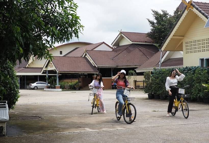 Отель Luckswan Resort Chiang Rai Sha Extra Plus